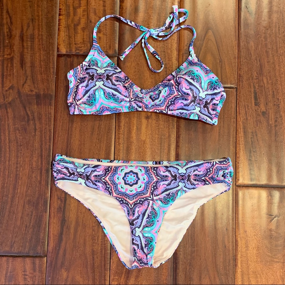 VS paisley bikini